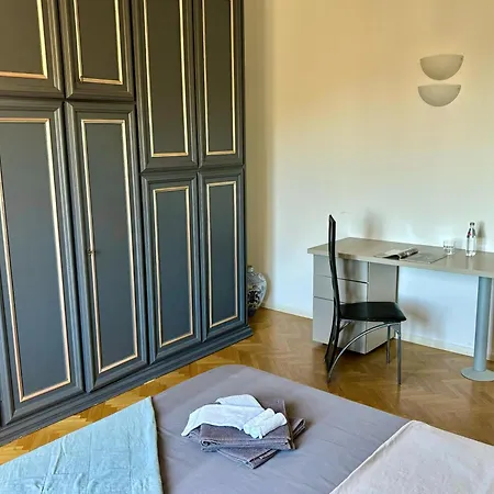 ModernoAppartamento Su Due Piani Sassari Exterior foto