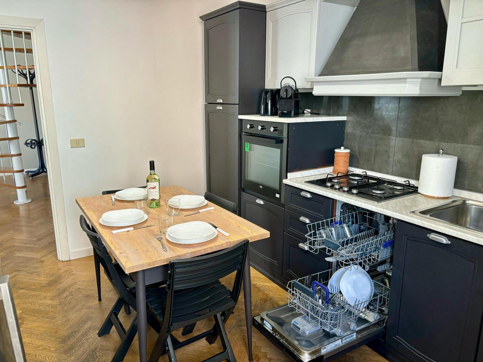Apartment Modernoappartamento Su Due Piani